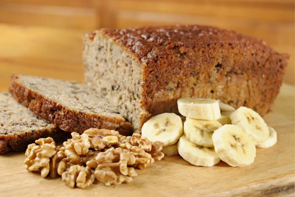 Delicious and Low-Calorie Banana Bread