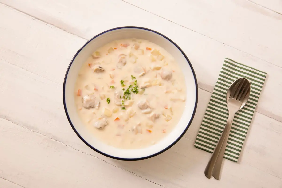 How To Make Low-Carb Instant-Pot Clam Chowder