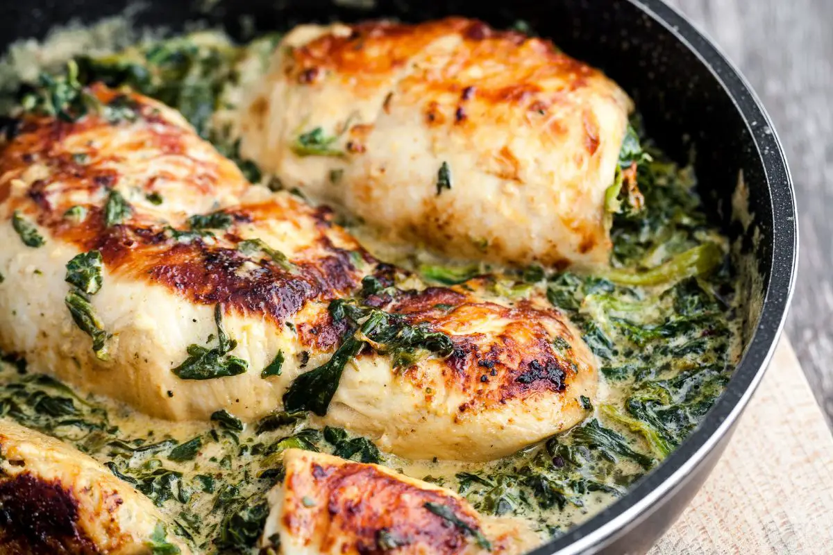 10 Superb Healthy Chicken And Spinach Recipes To Make This Weekend